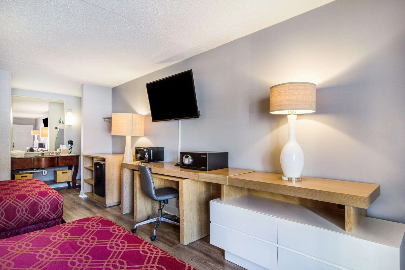 Suburban Studios Brunswick I-95