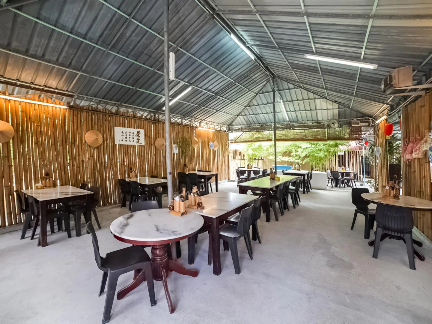 Capital O 89374 Ohana Restaurant & Homestay