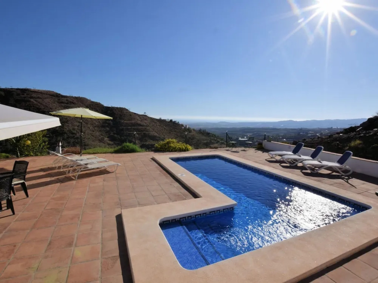 Luxurious Villa in Arenas with Swimming Pool