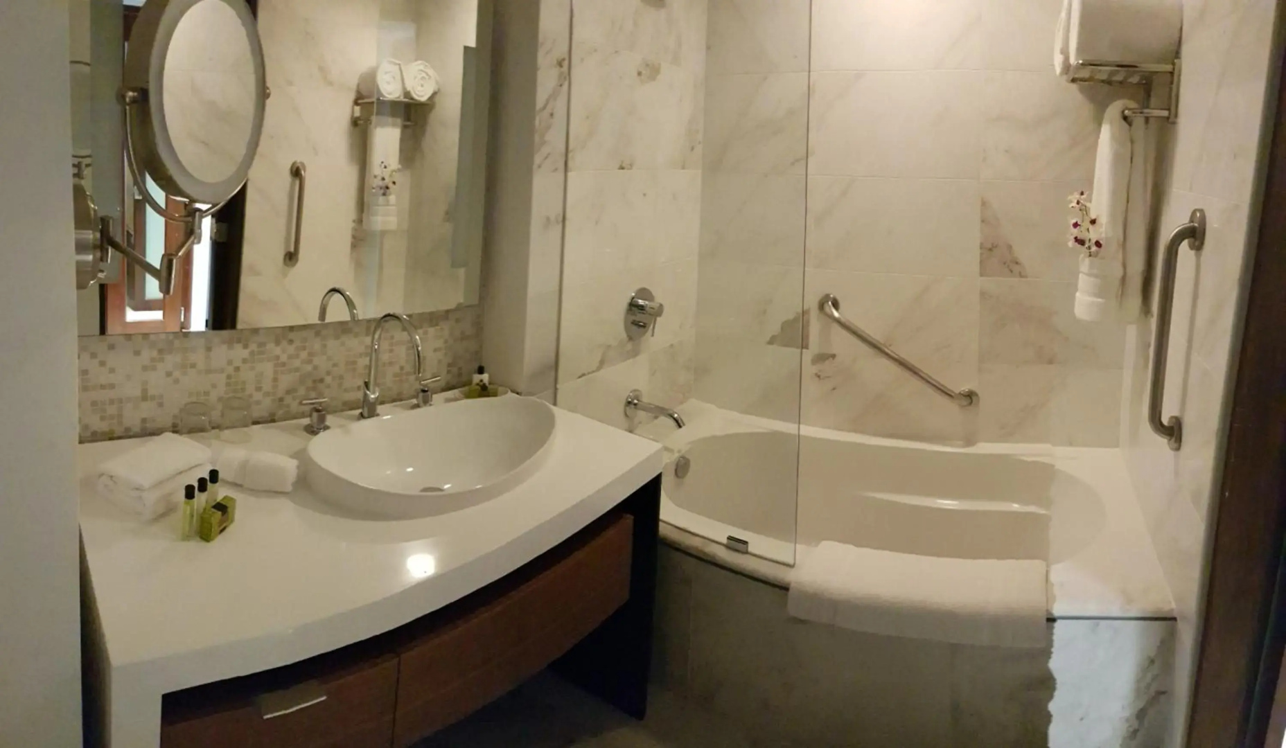 Real InterContinental Managua at Metrocentro Mall by IHG