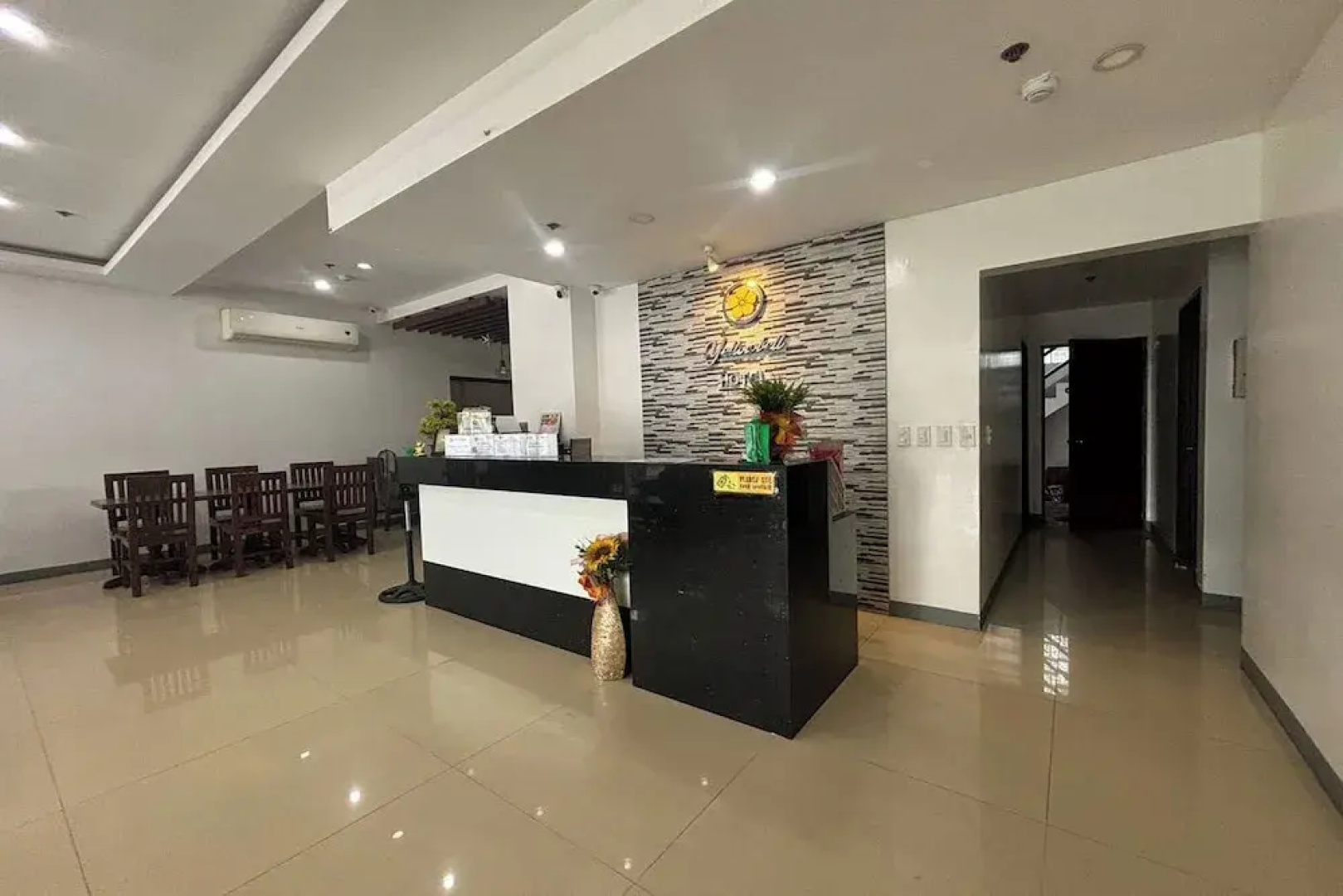 Yellowbell Hotel