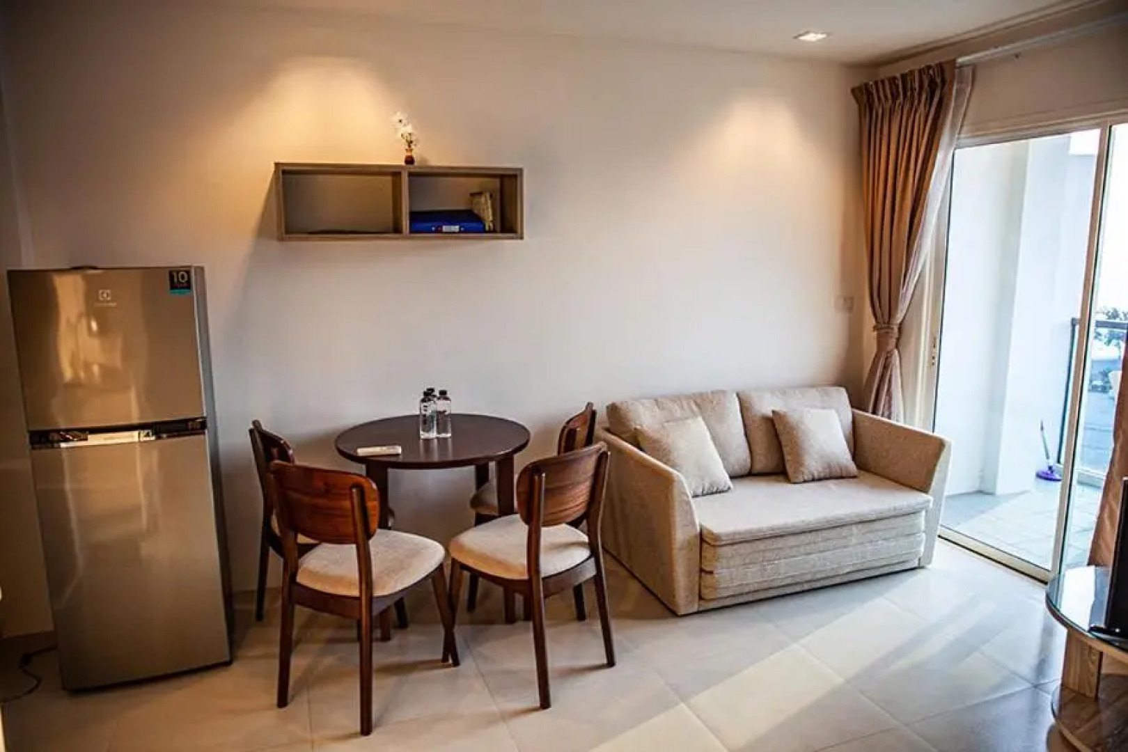 GB710 Grand Blue Beach Condo maephimholiday