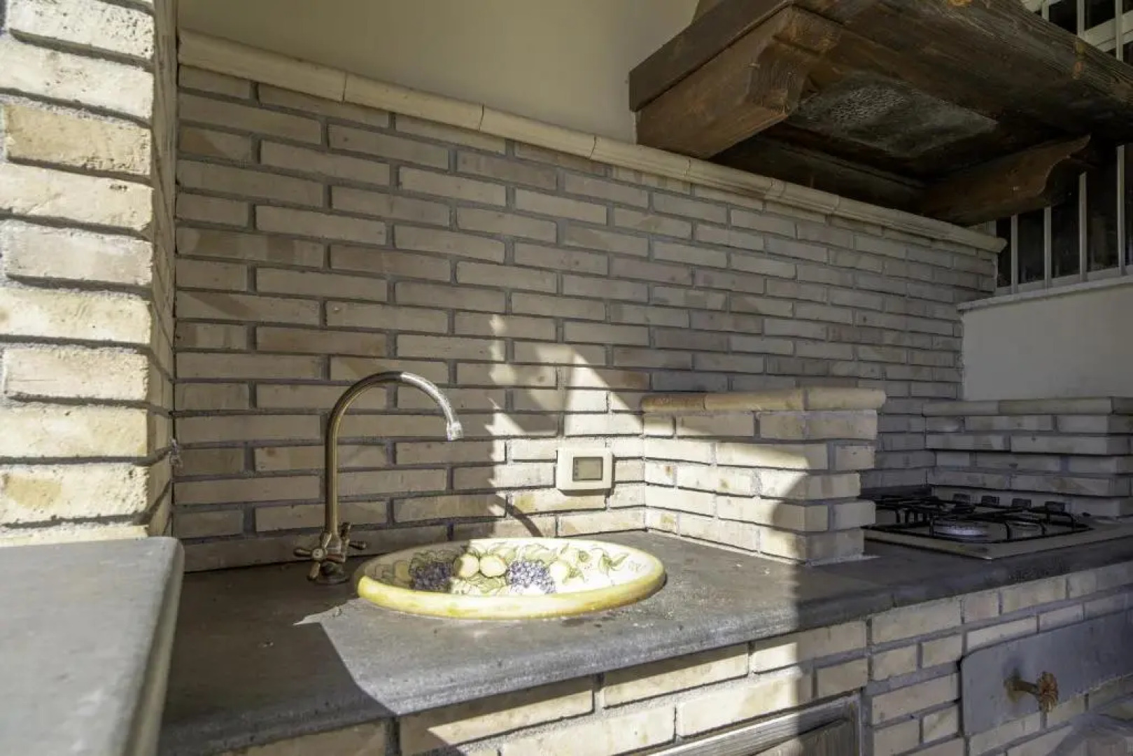 Villa Romeo with tree house