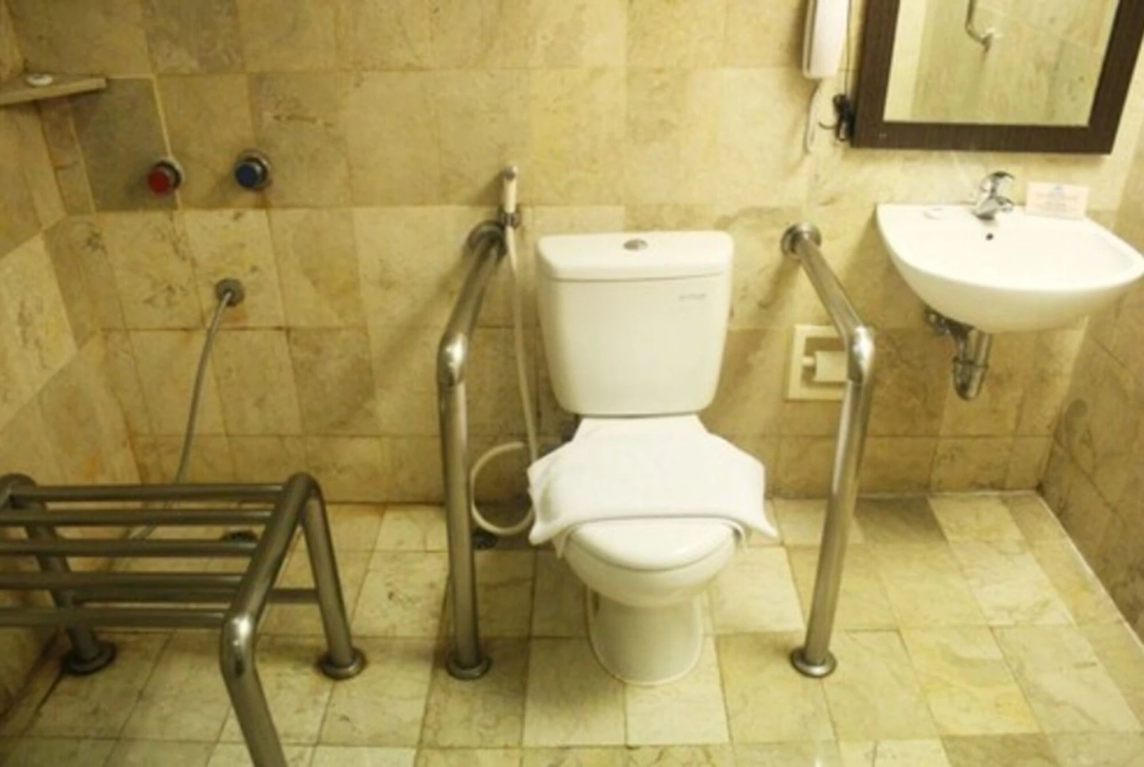 Hotel New Saphir Yogyakarta