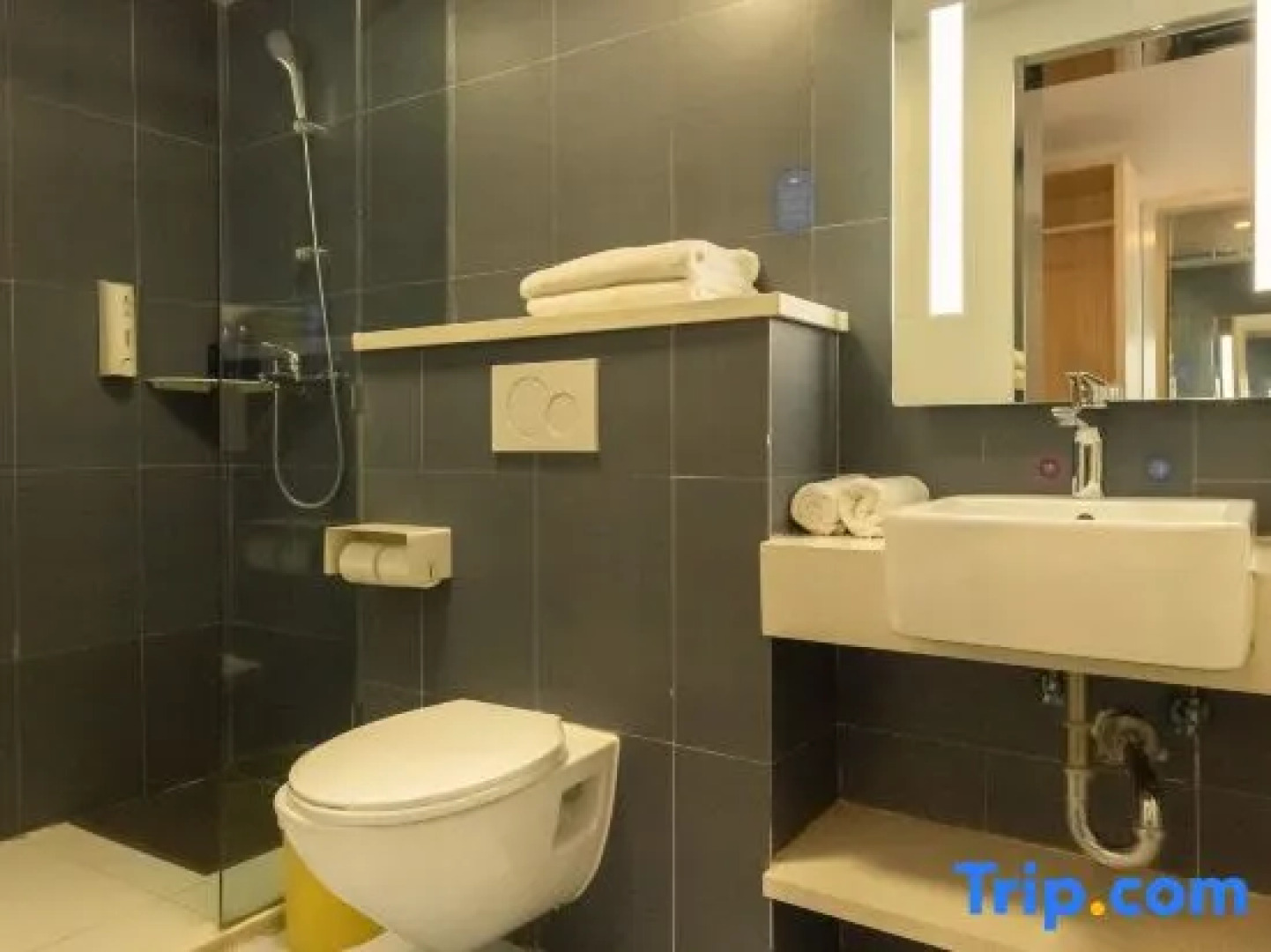 HanTing Hotel (Hutubi)