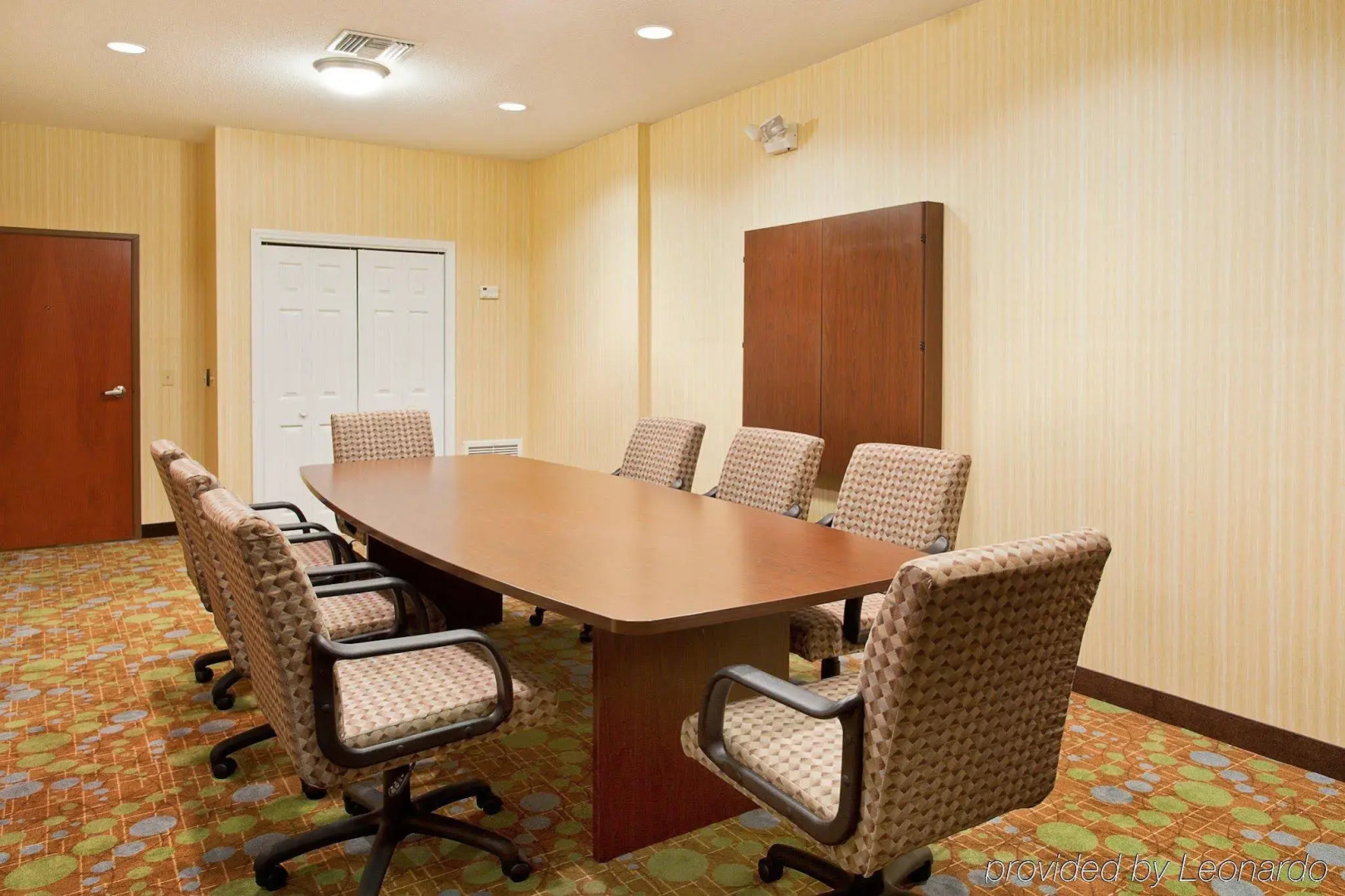 Holiday Inn Express & Suites Enterprise by IHG