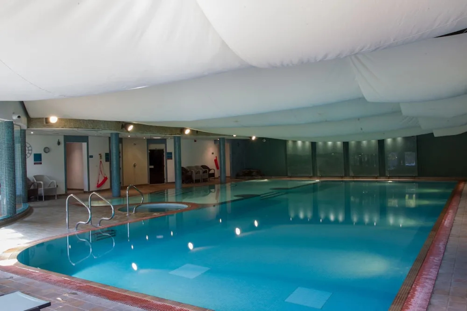 Lakeside Hotel & Spa