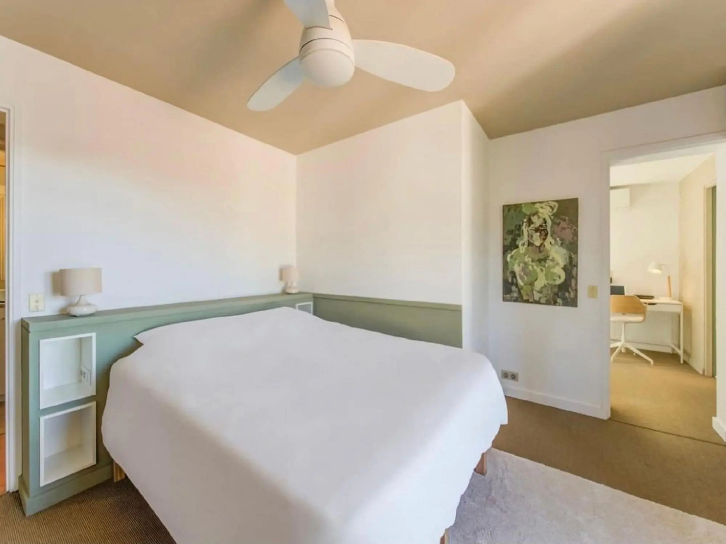 Villa in Cavalaire With Sea View & Pool