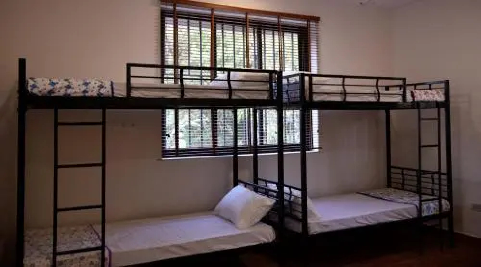 Jolly Poolside Hostel