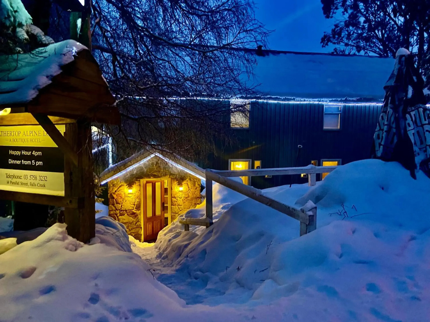 Feathertop Alpine Lodge