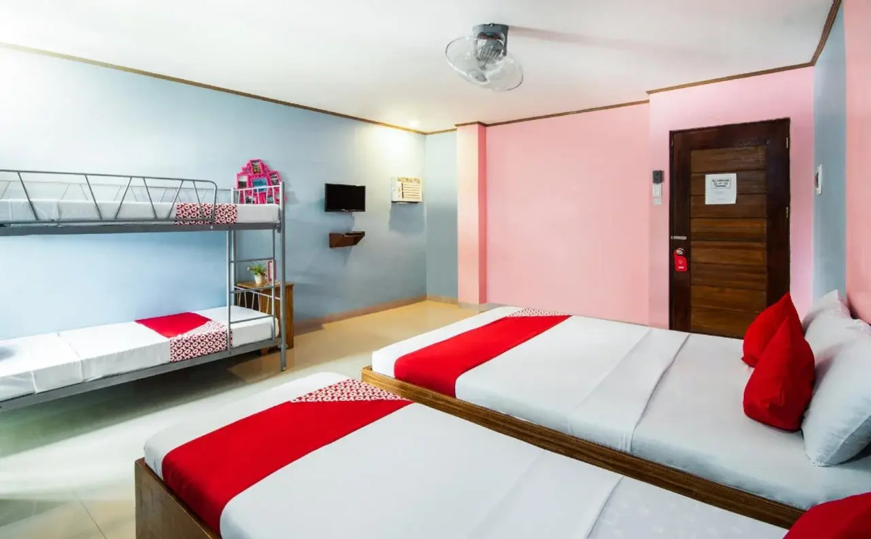 Stop n Shop Tourist Inn