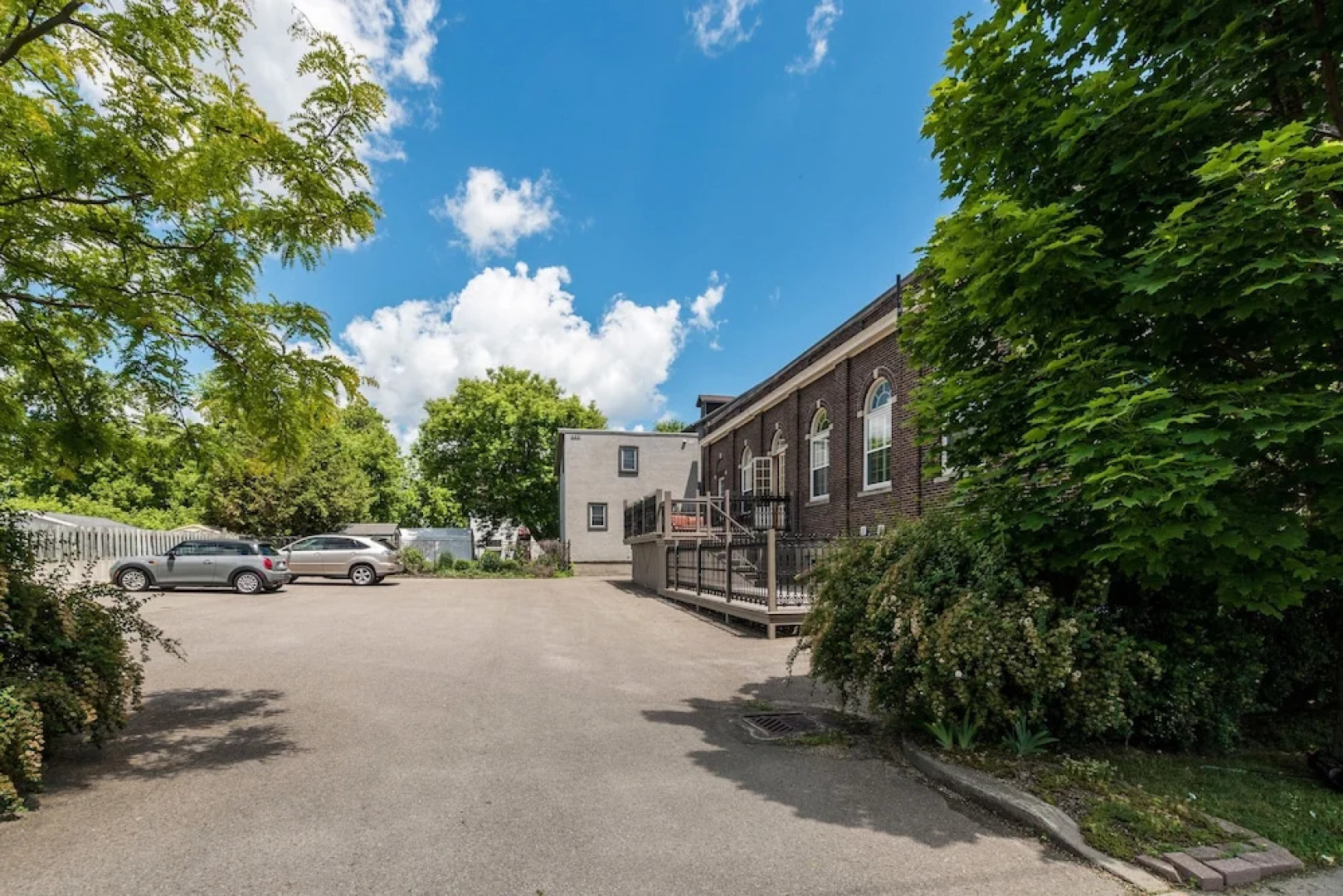 Green Door B&B Brockville