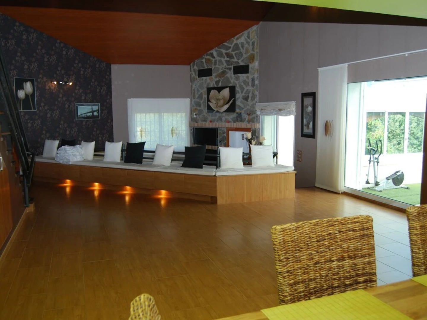 Modern Villa in Santa Cristina D'aro With Swimming Pool