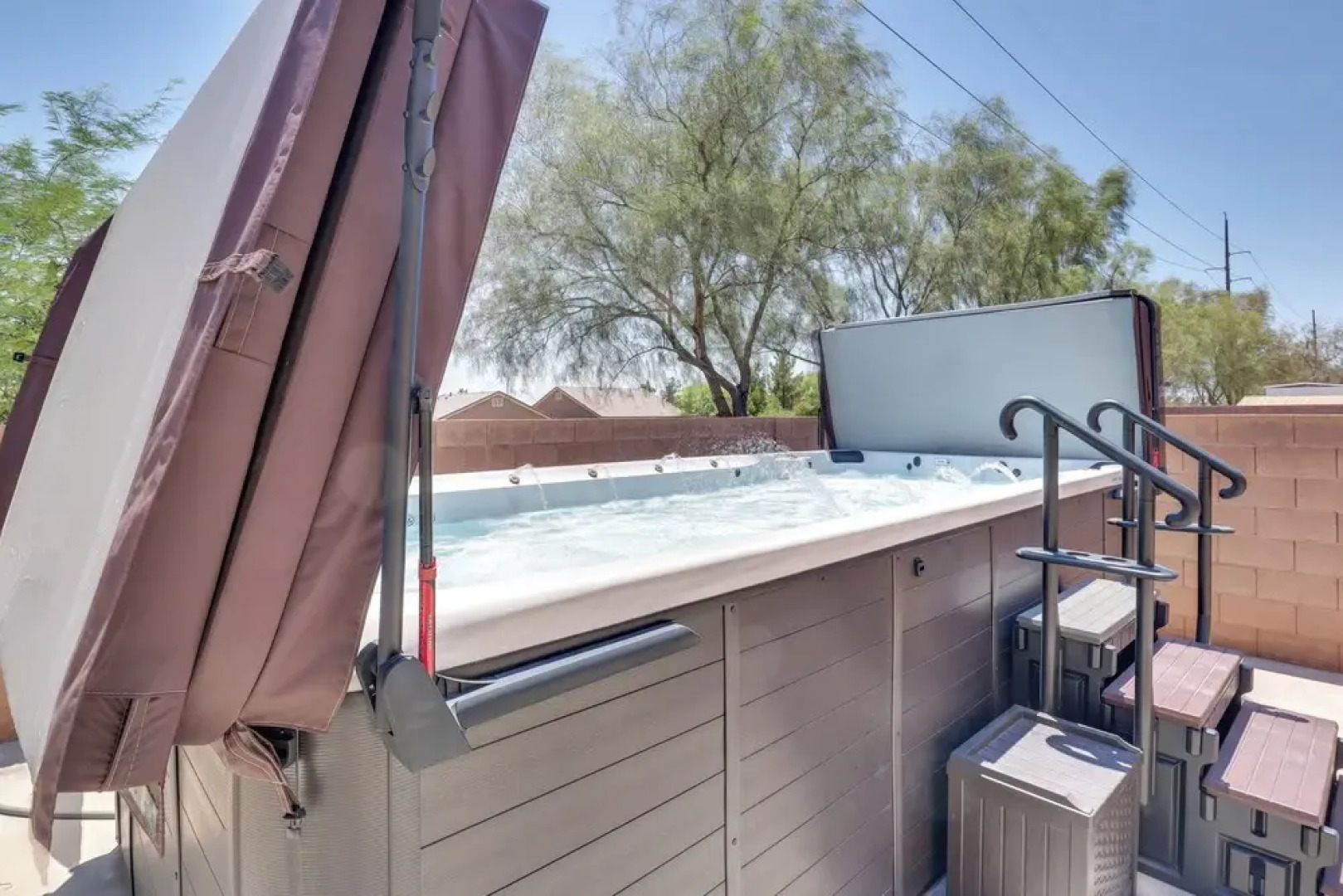 North Las Vegas Home w/ Hot Tub - 14 Mi to Strip!