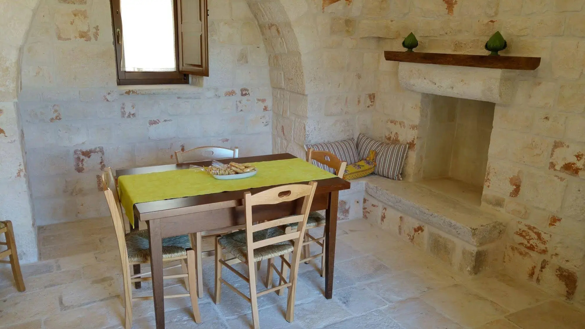 Almapetra Trulli Resort