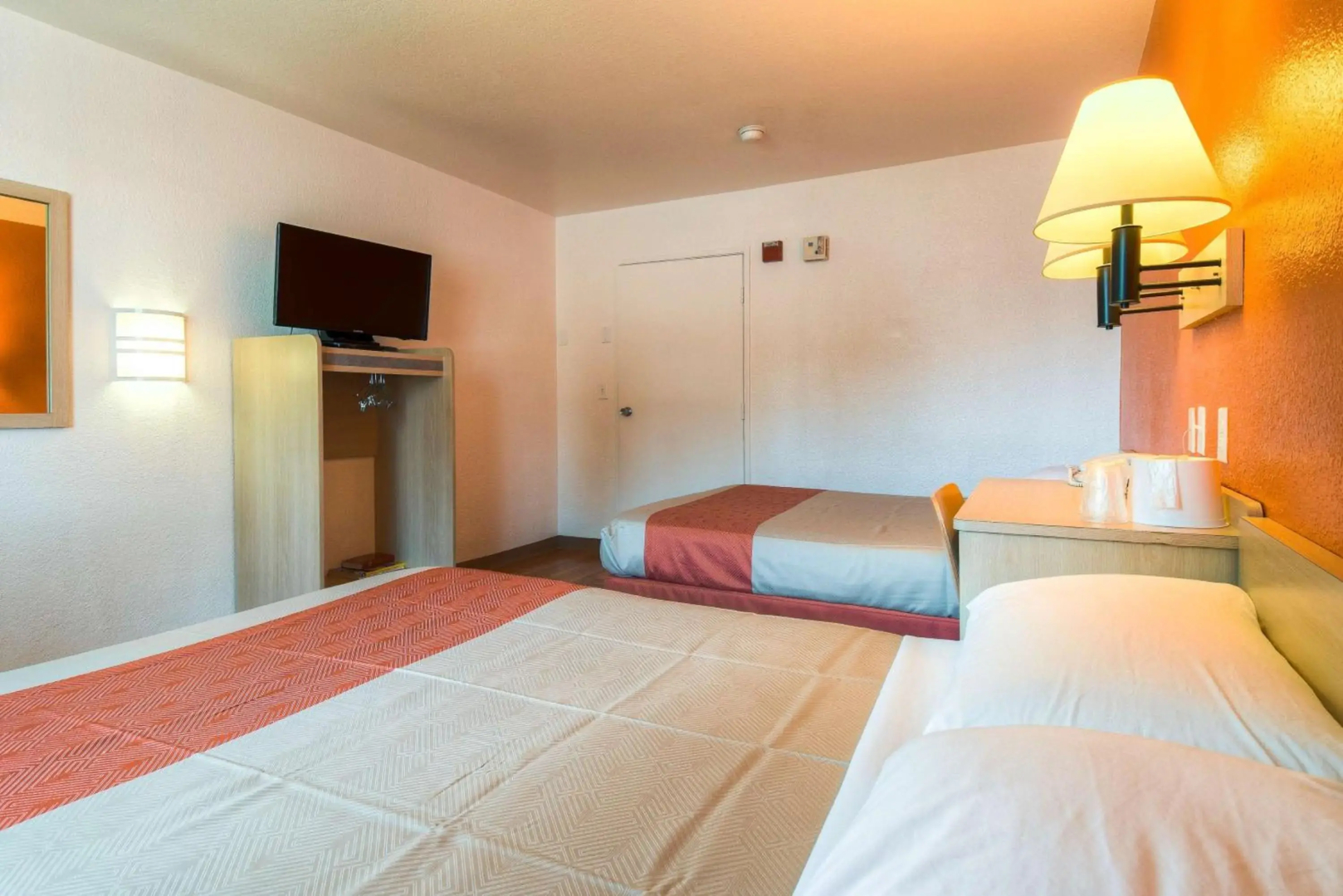 Motel 6 El Cajon, CA - San Diego