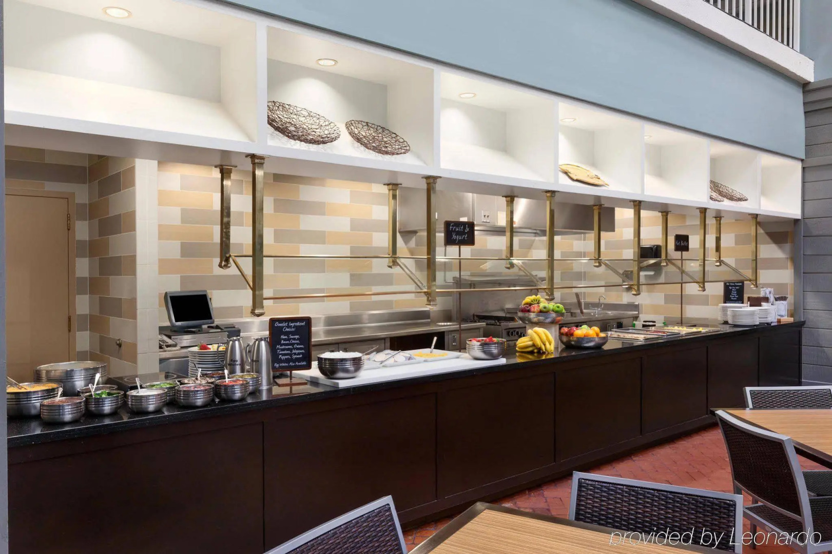 Embassy Suites by Hilton Pittsburgh International Airport 