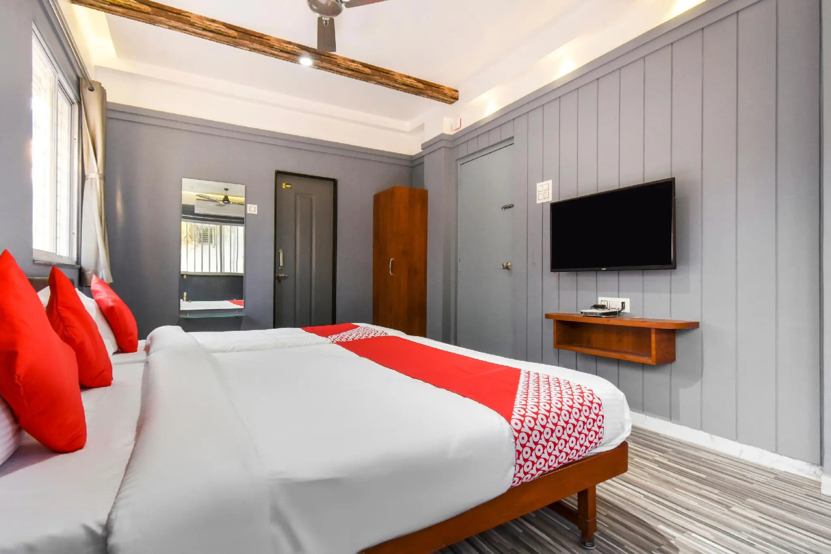 OYO 44369 Hotel Ashirwad