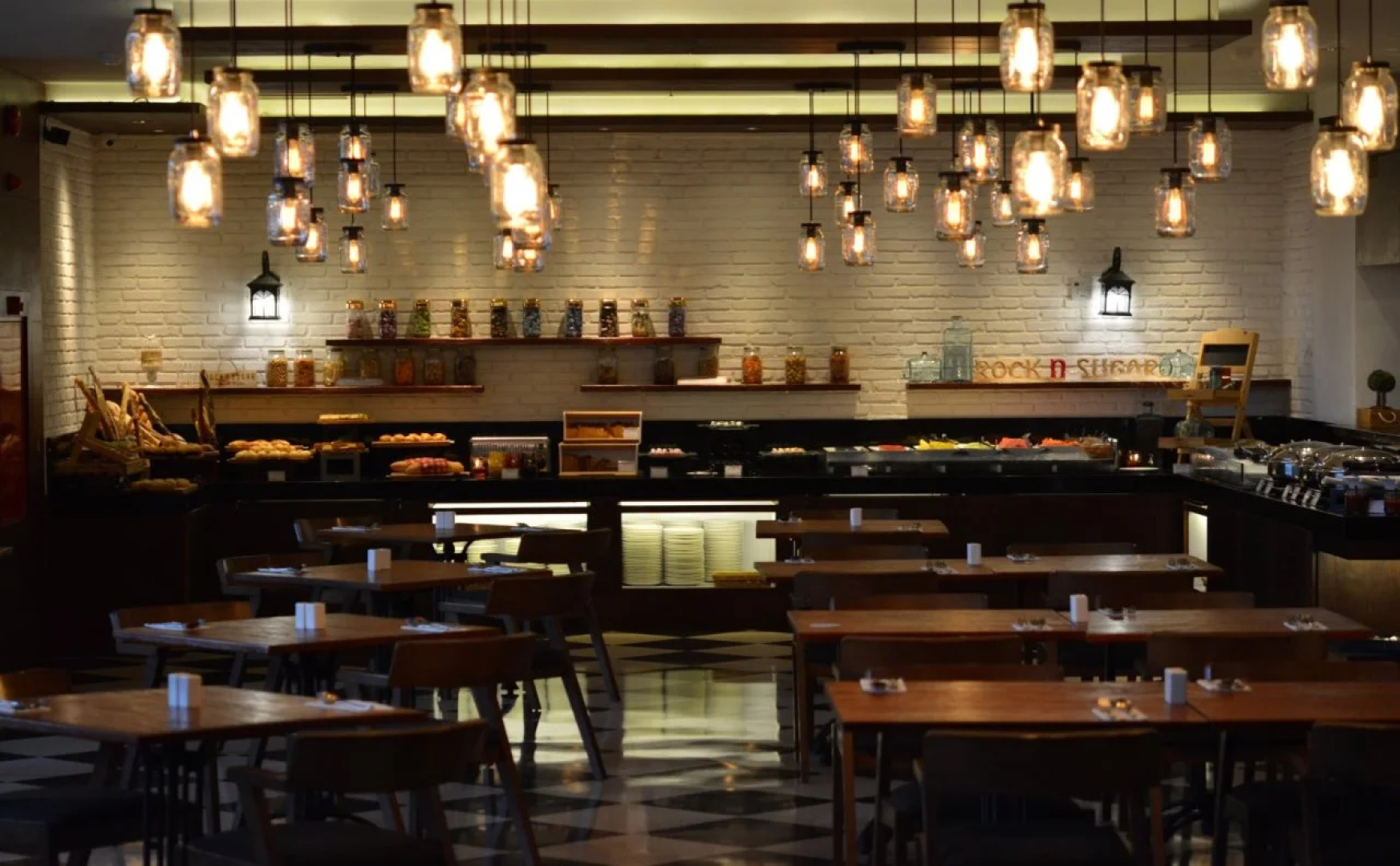 Luminor Hotel Jemursari by WH