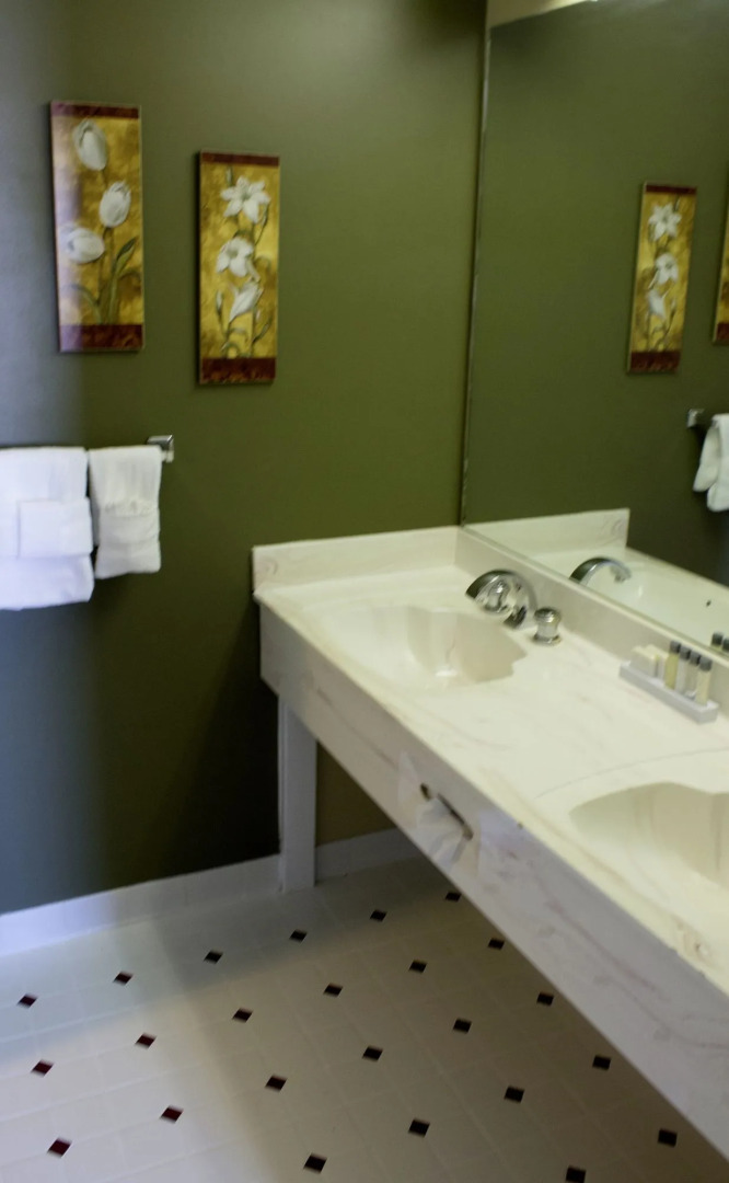 The Comstock Inn and Conference Center