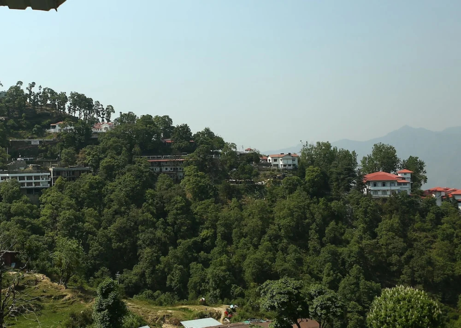 OYO Rooms Mussoorie Library
