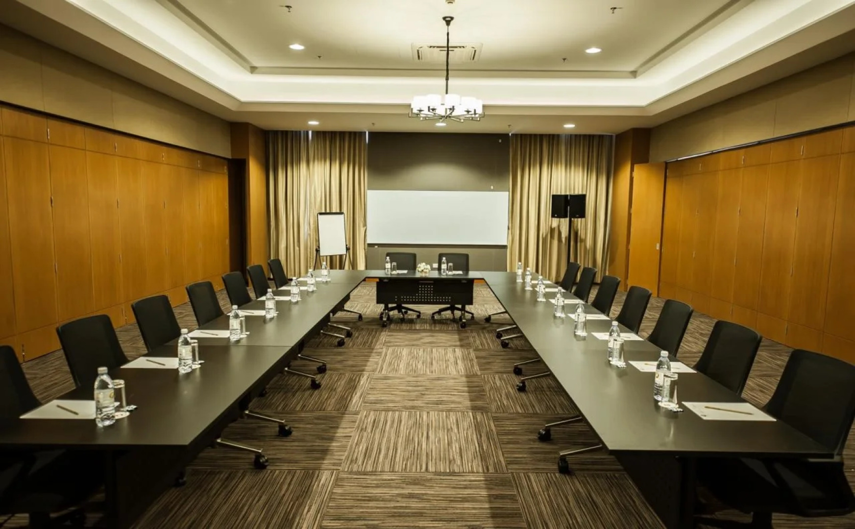 Garden Sentral Hotel