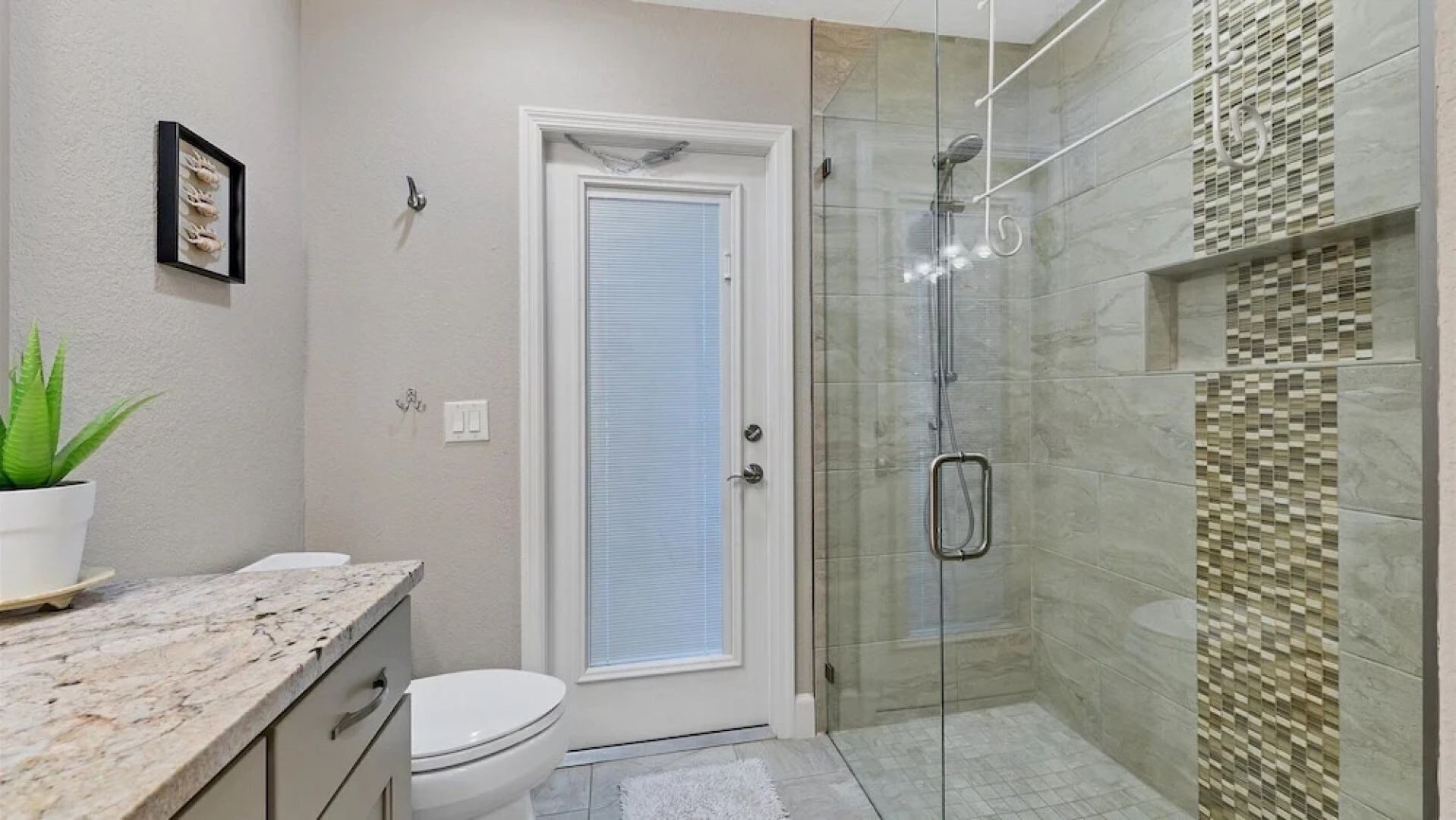 1588 san Marino Court