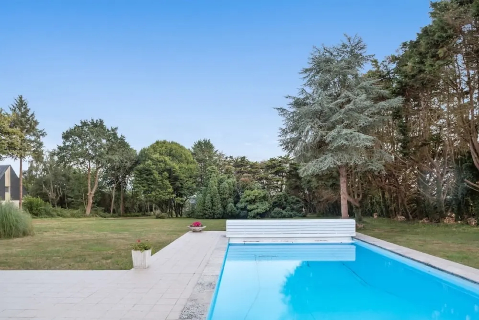 Villa With 5 Bedrooms in Concarneau, With Private Pool, Furnished Gard