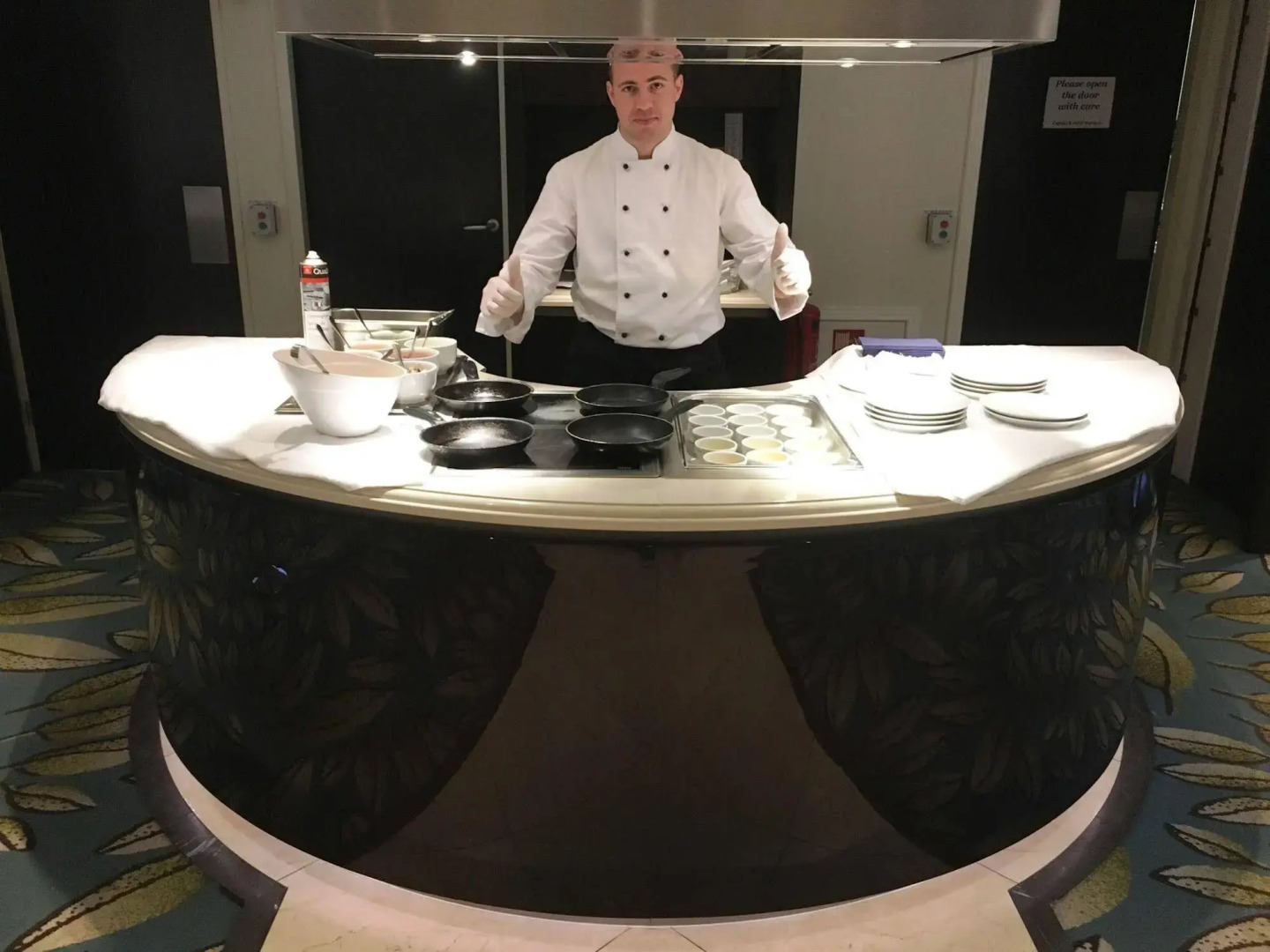 Select MS William Shakespeare - Düsseldorf