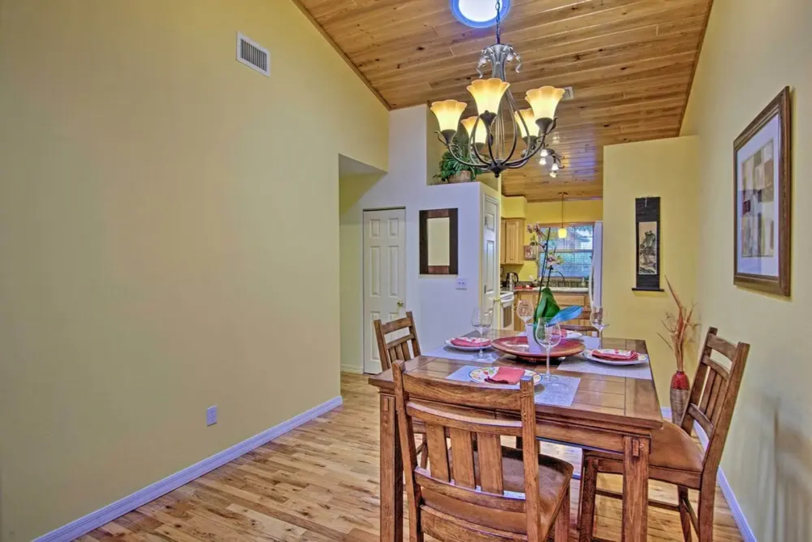 Walkable Gem in Mount Dora's Historic District