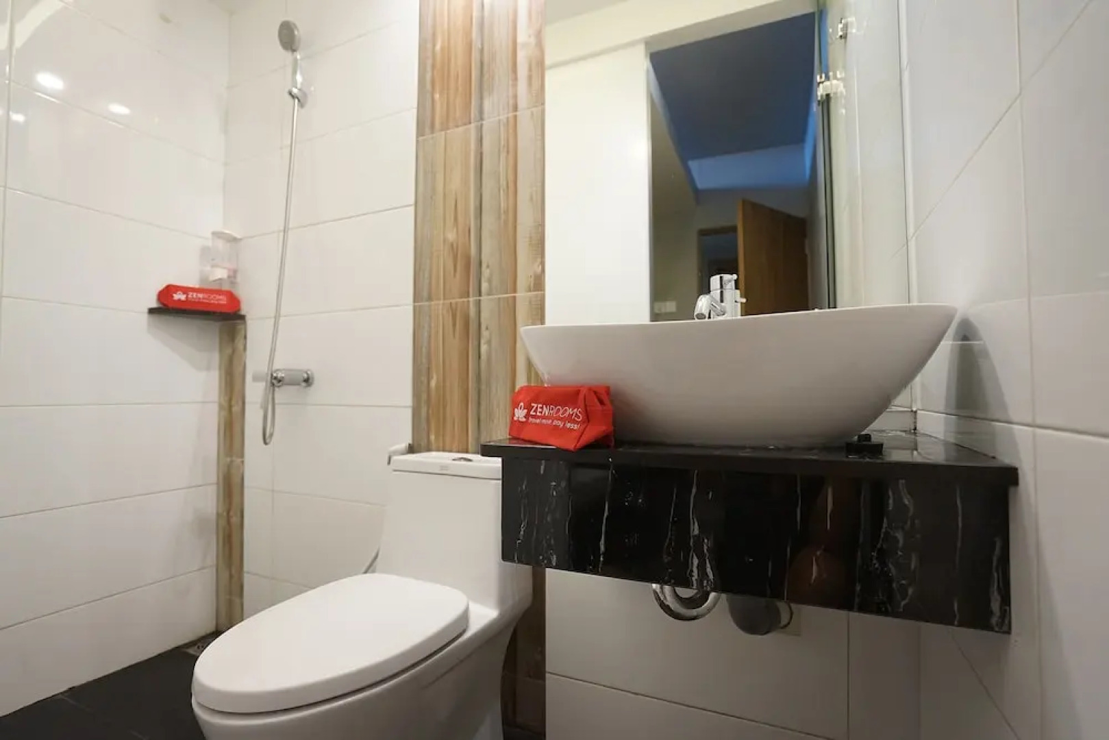 ZEN Hostel Kualanamu