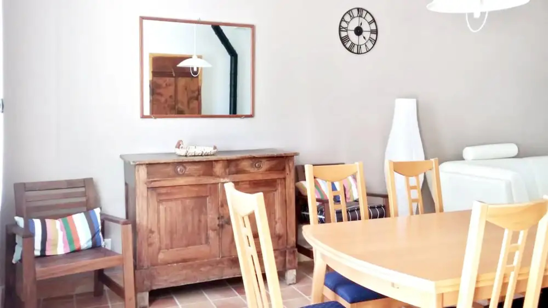 House With 2 Bedrooms in Revest-des-brousses, With Wonderful Mountain
