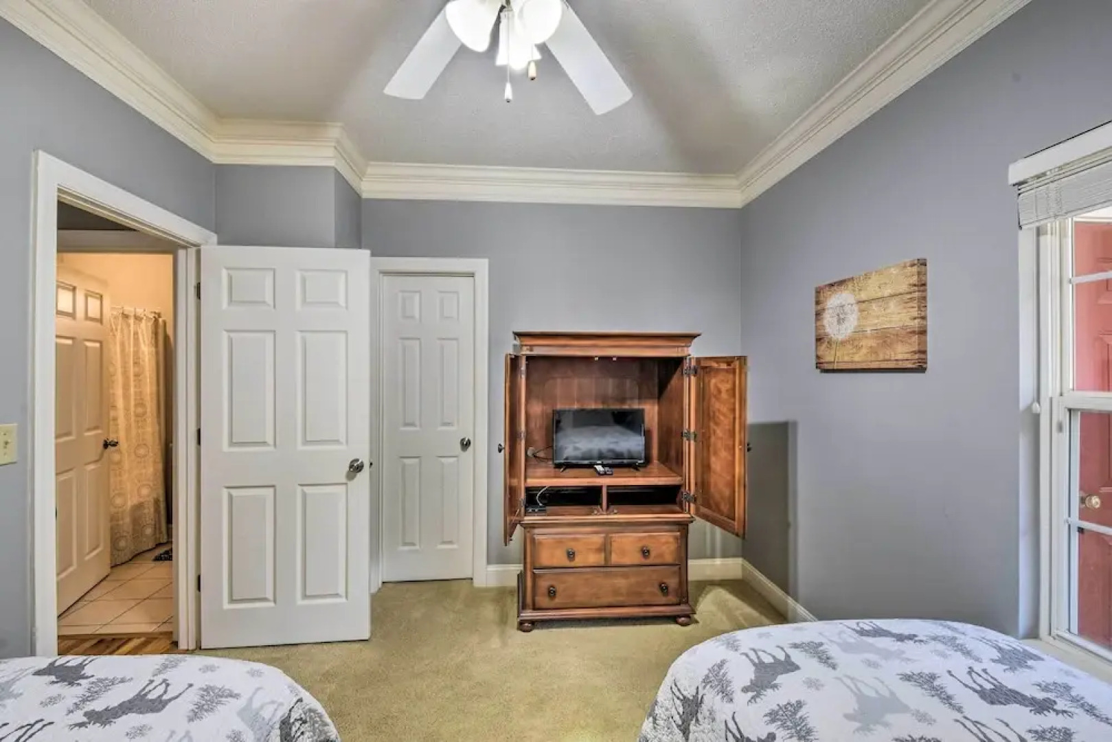 Inviting Kingwood Resort Condo in Clayton!