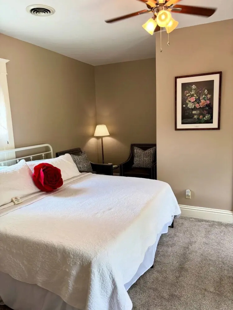 Red Rose Inn Bed & Breakfast