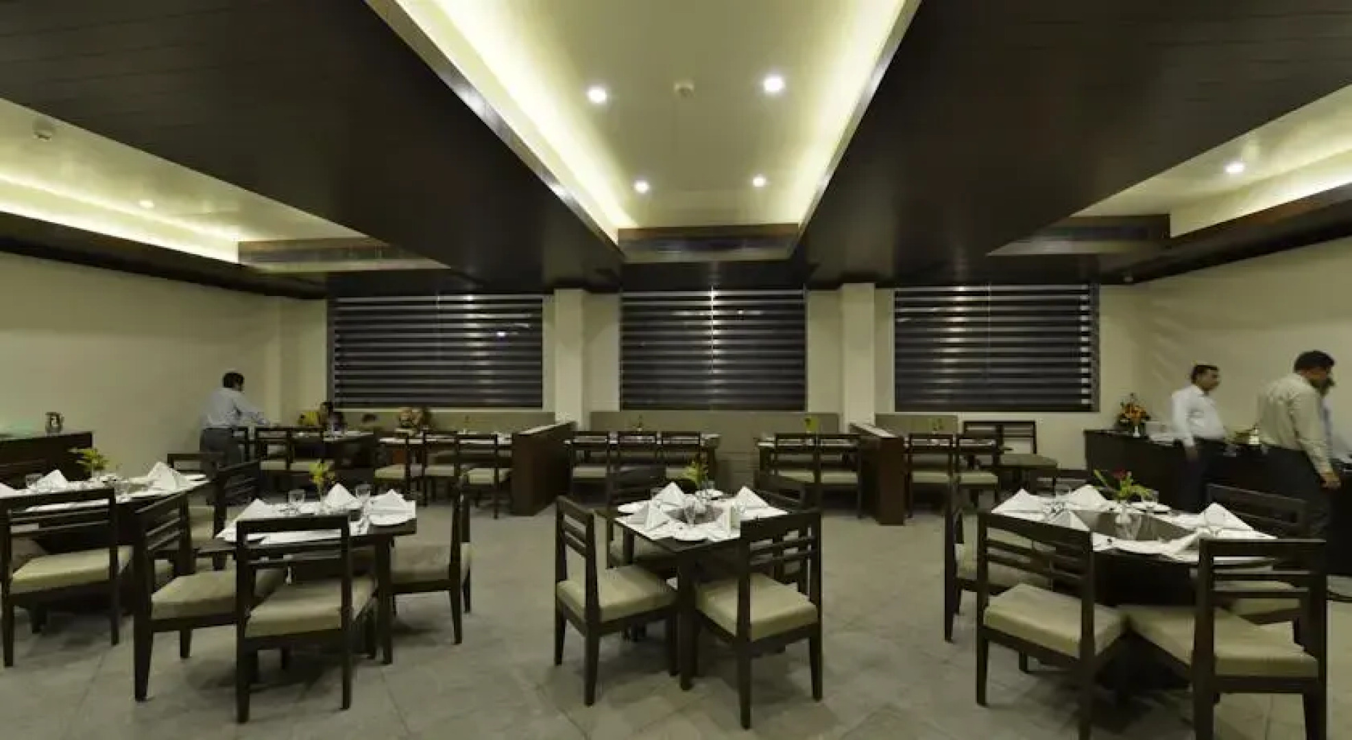 Hotel The Grand Saakar Tiara