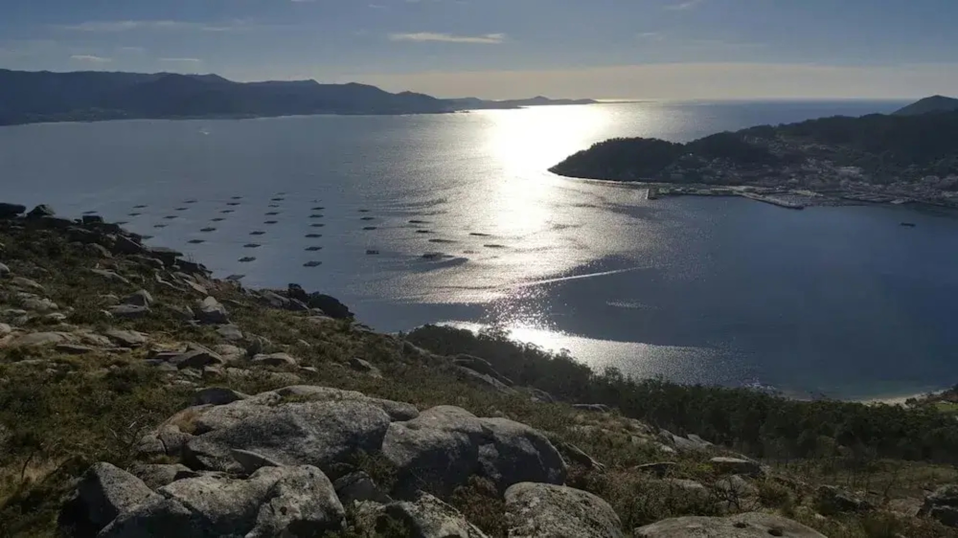 Apartment With 3 Bedrooms in Muros, With Wonderful sea View Near the Beach