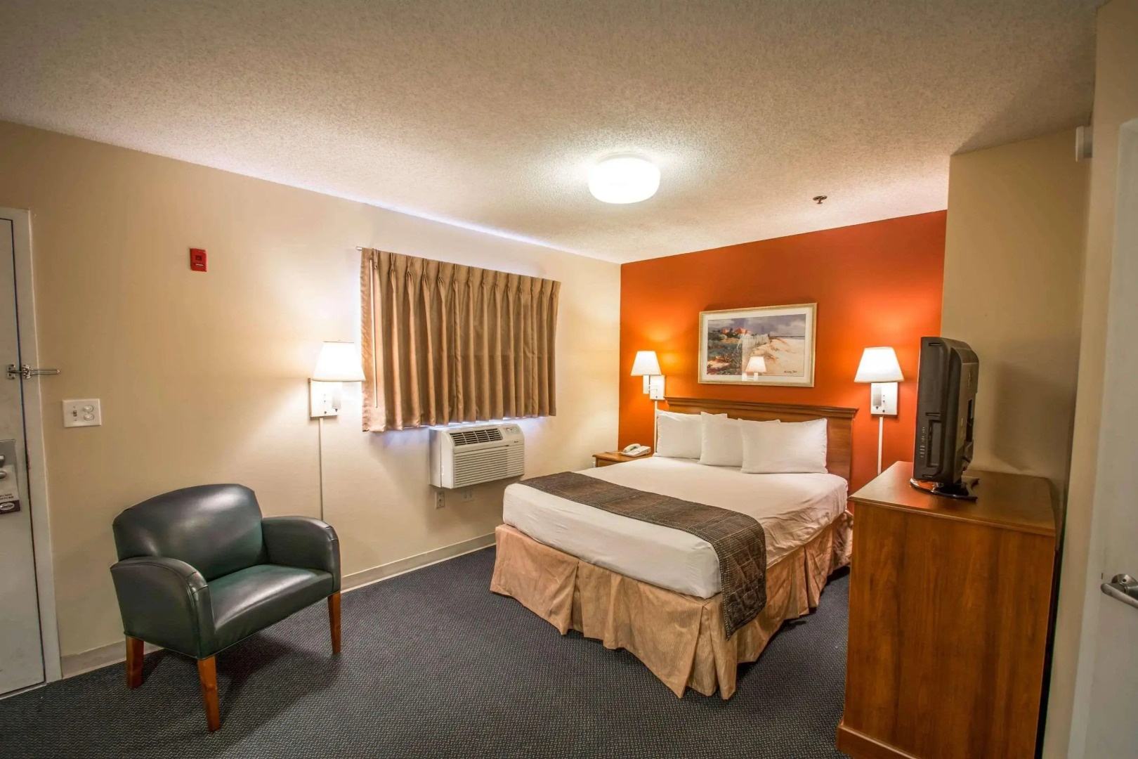 Suburban Studios Stuart near Federal Hwy 1