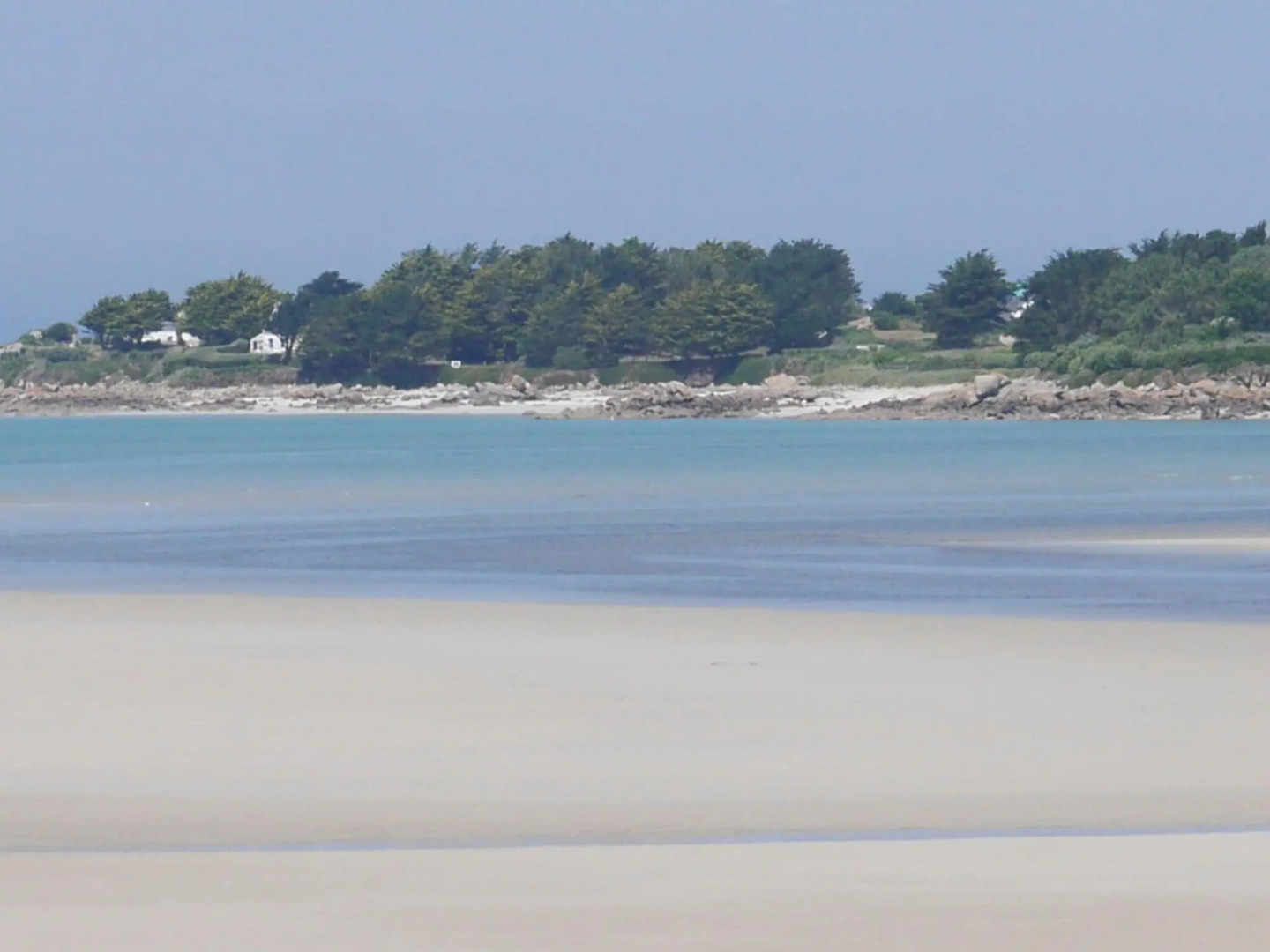 Seaside Villa in Guisseny With Stunning Views