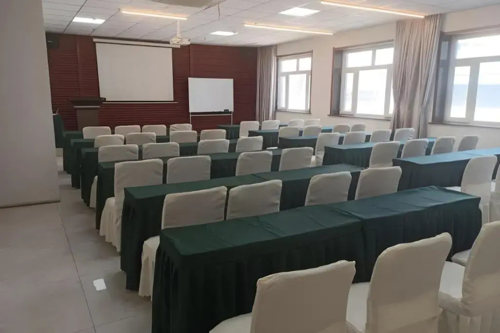 Homeinn Selected Hotel (Minzhong Street Baishan)