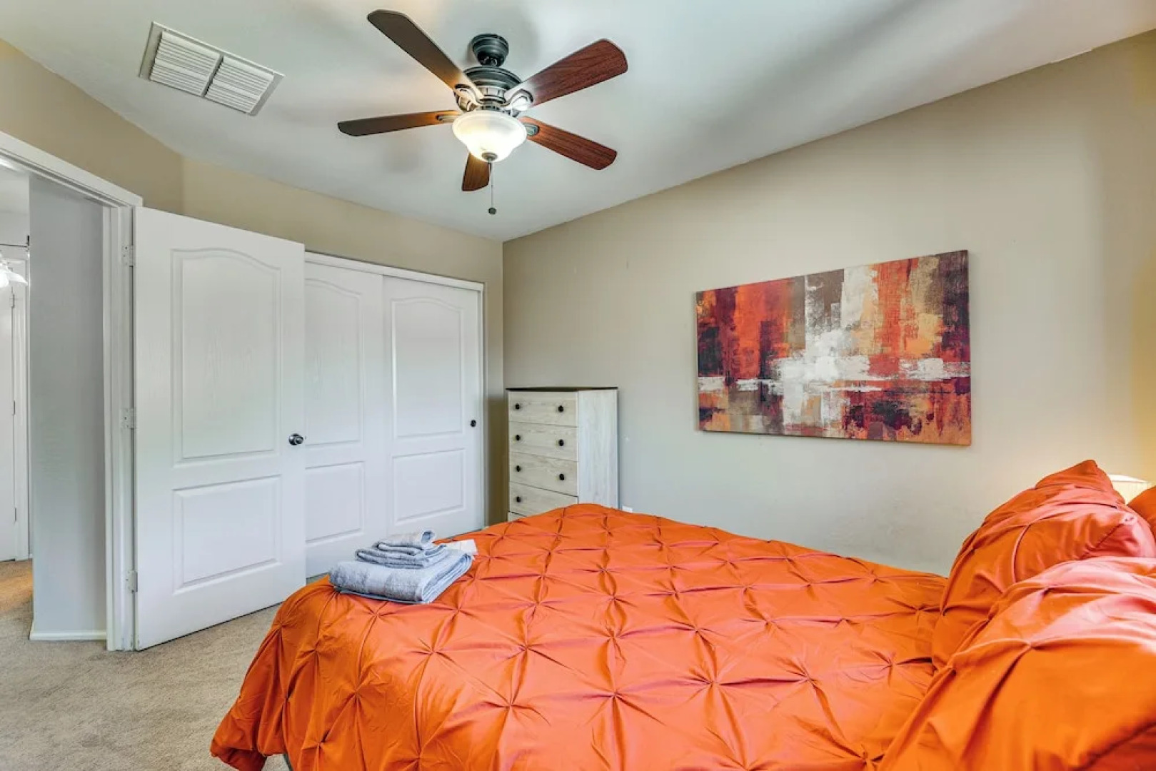 4 Mi to San Tan Valley: Family-friendly Getaway