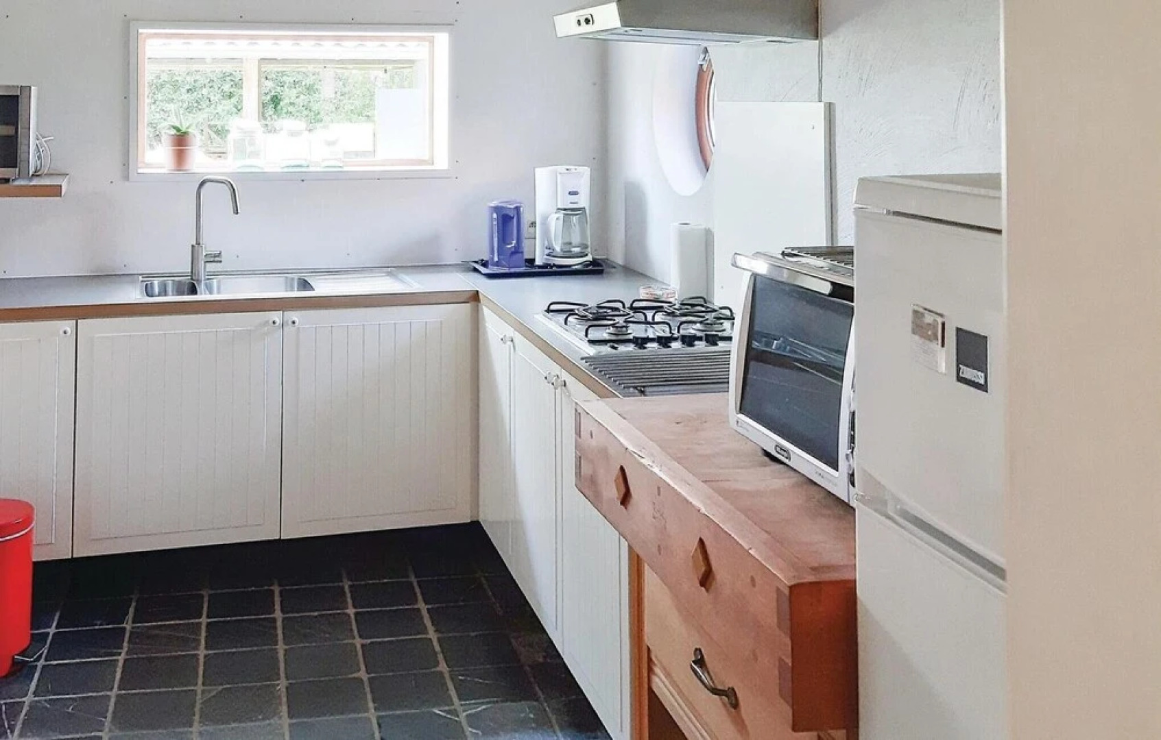 Awesome Home in Leke With 4 Bedrooms and Wifi