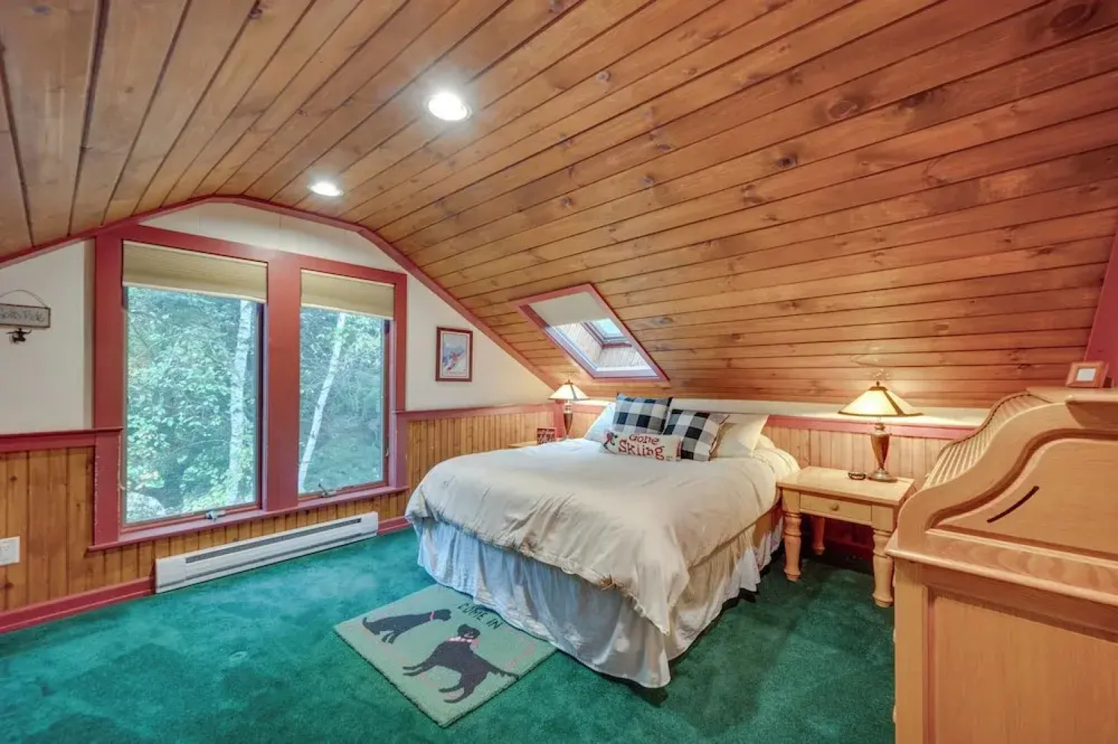 Ski-in Condo w/ Hot Tub on Burke Mtn Slopes!