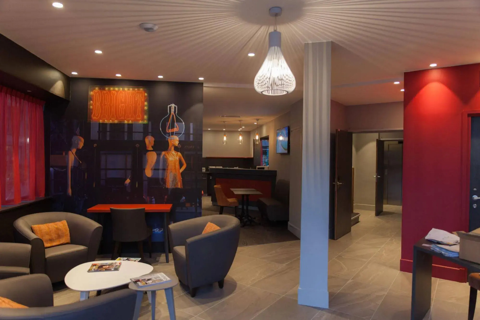 Hotel Sixteen Paris Montrouge