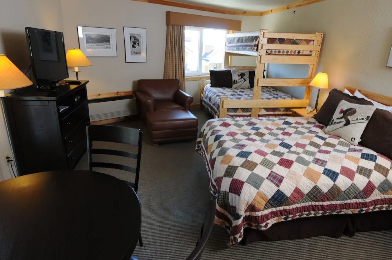 Schweitzer Mountain Resort Selkirk Lodge