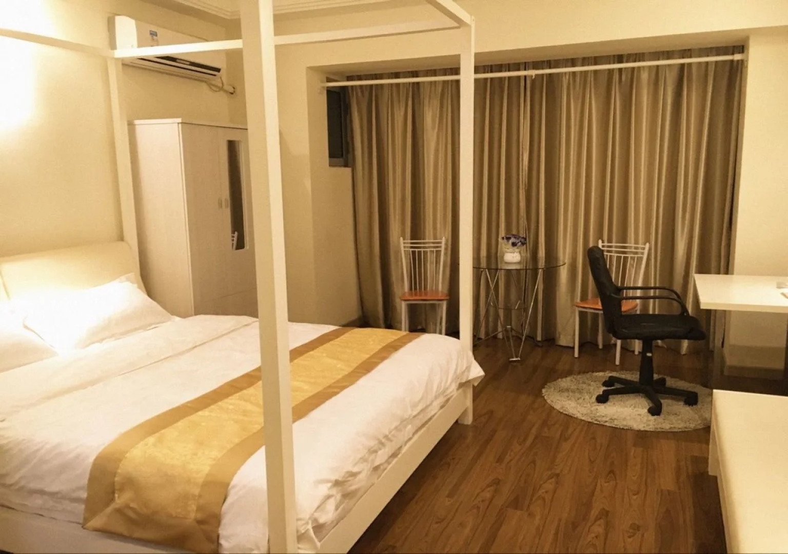 Shanghai Shang Pin Yuan Service Apartment