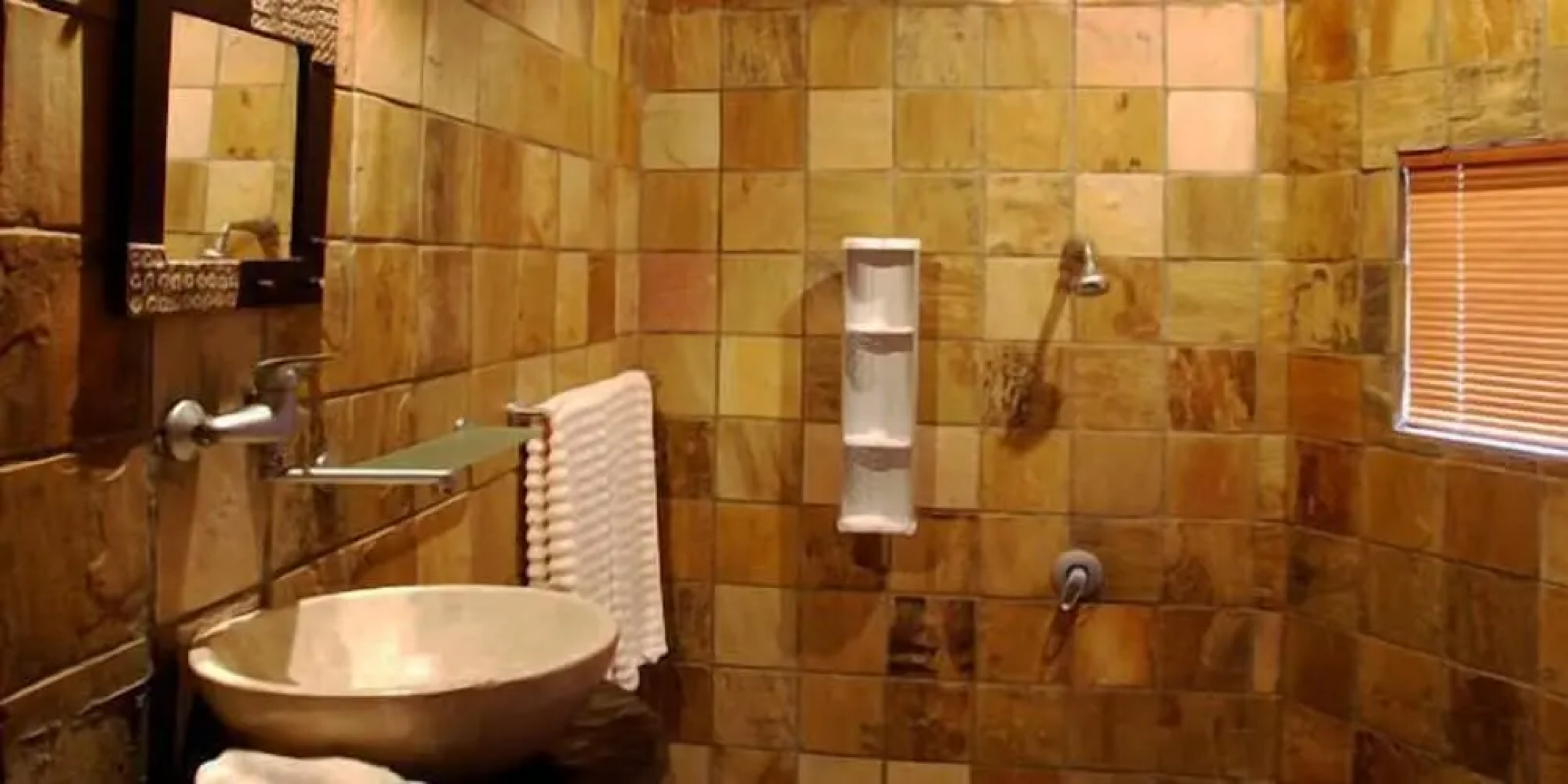 Manzini Swazi King Chalets