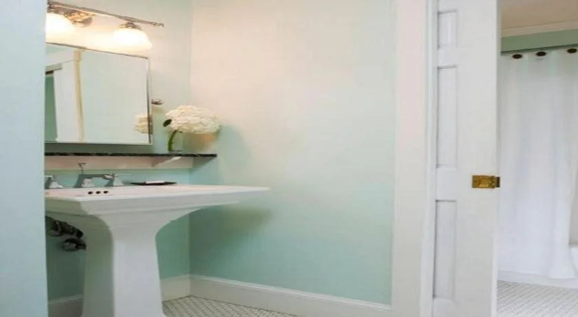 Captain Fairfield Inn