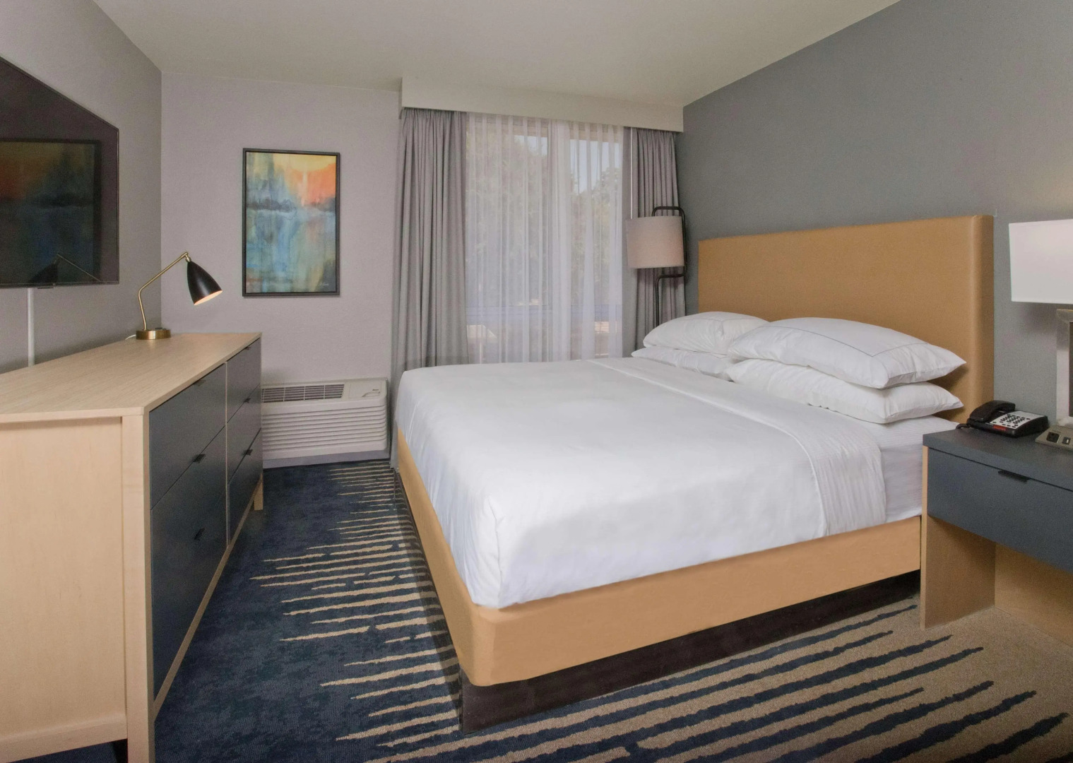 DoubleTree by Hilton Chico