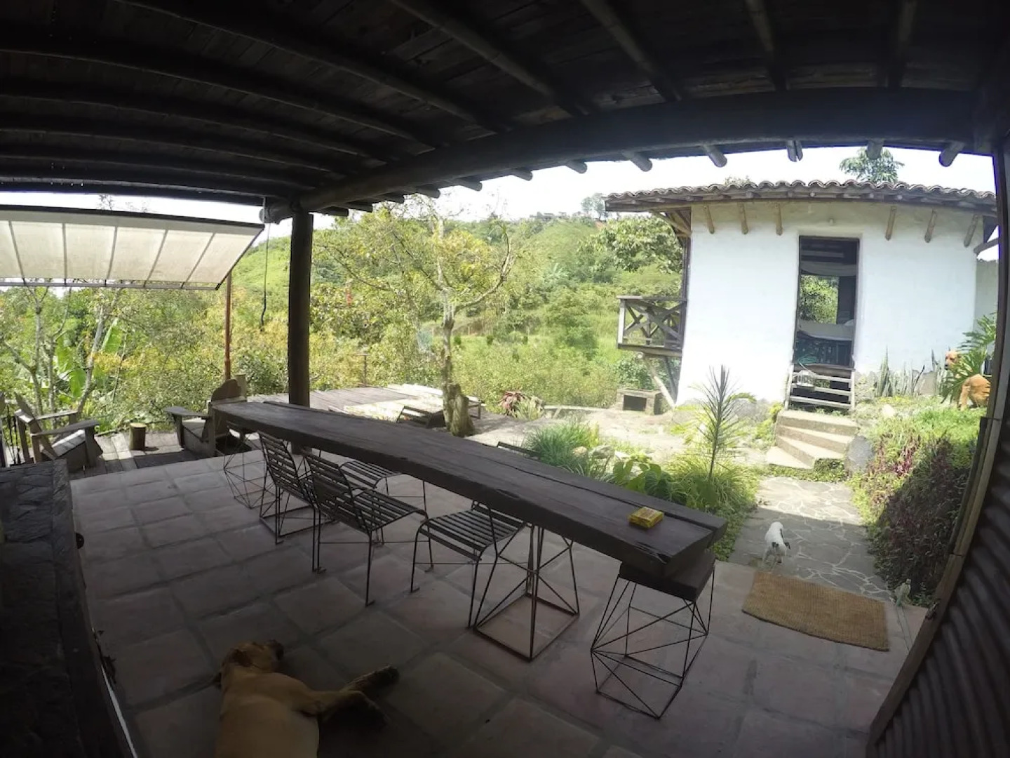 Viga Vieja Cabaña Rustica by Nomad Guru