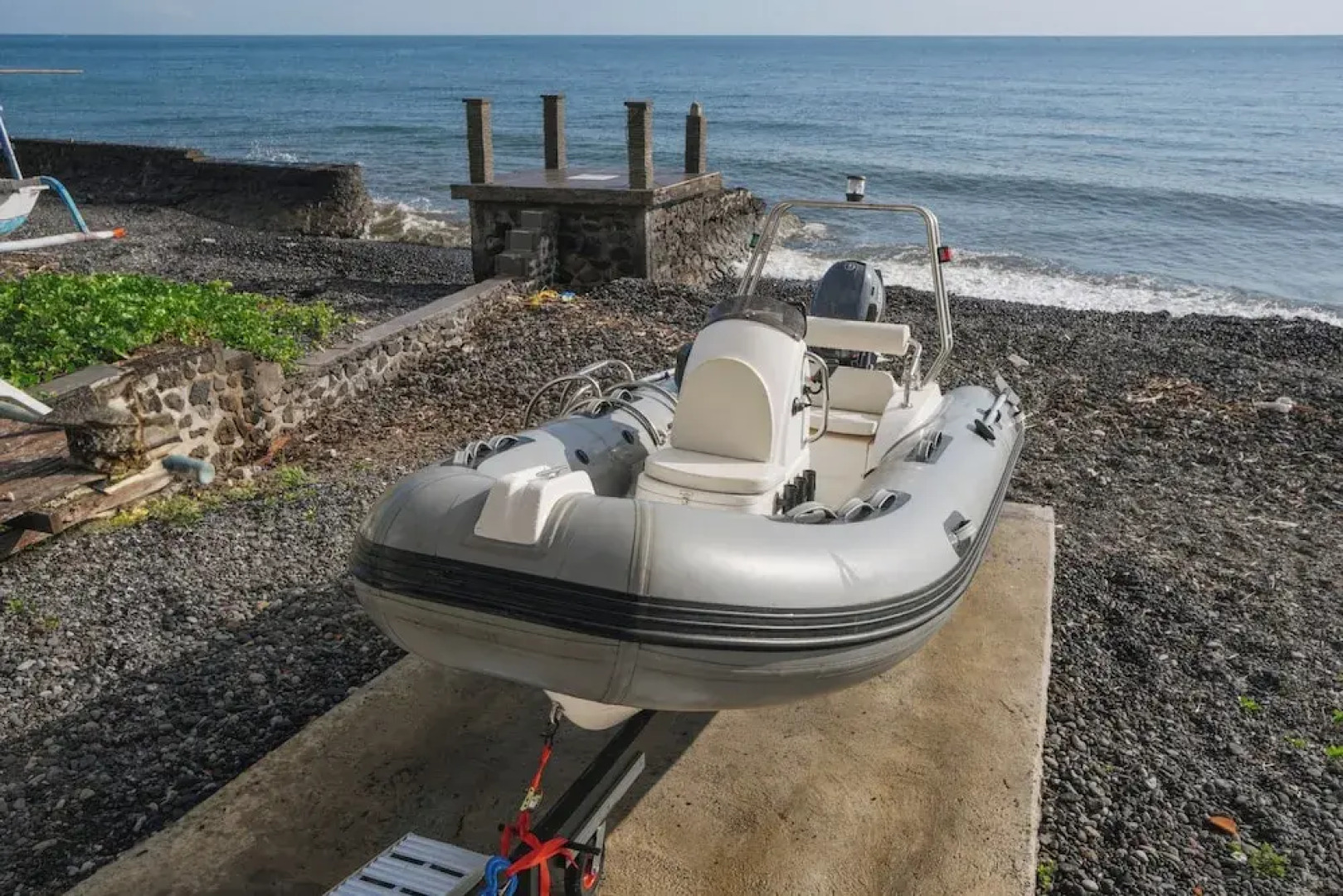 Blue Marlin 6-BR Villa Singaraja Bali